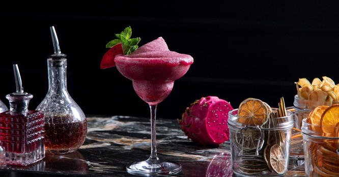 PRIME Bar Frozen Daiquiri mit Drachenfrucht